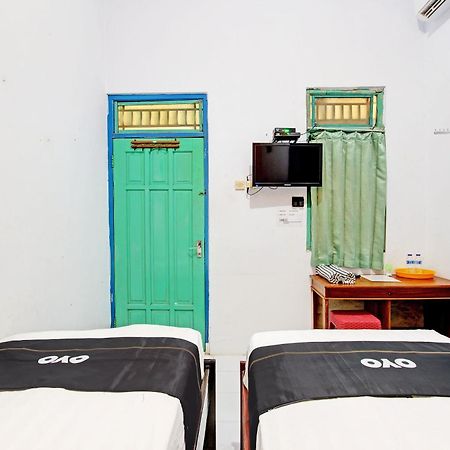 Capital O 92929 Hotel New Tirta Kencana Syariah Tegal  Zewnętrze zdjęcie